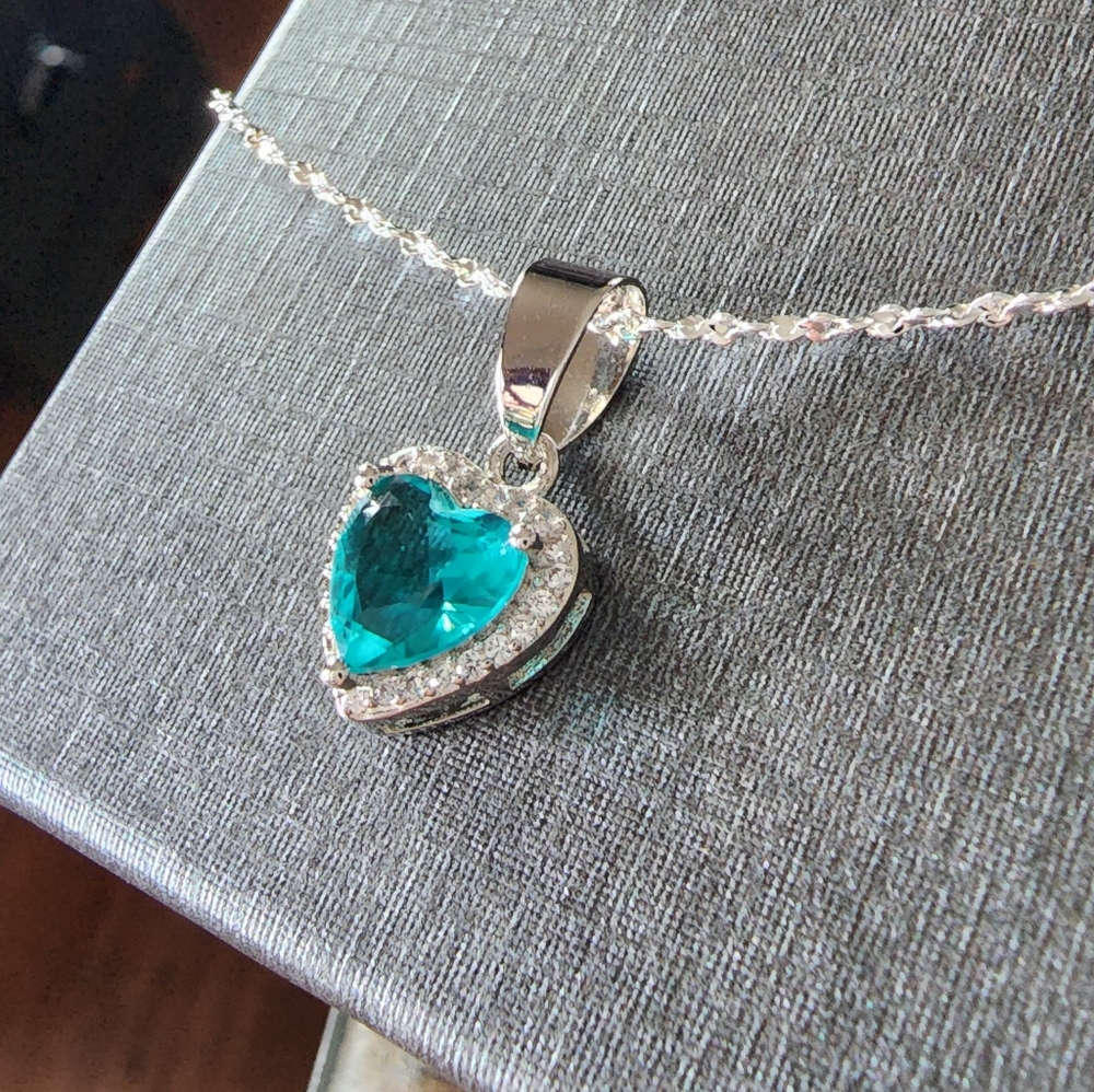 New 925 Sterling Silver Aquamarine Heart Pendant White Topaz accents necklace - Picture 10 of 11